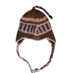 🌲 Girl’s Norwegian dog sledding hat